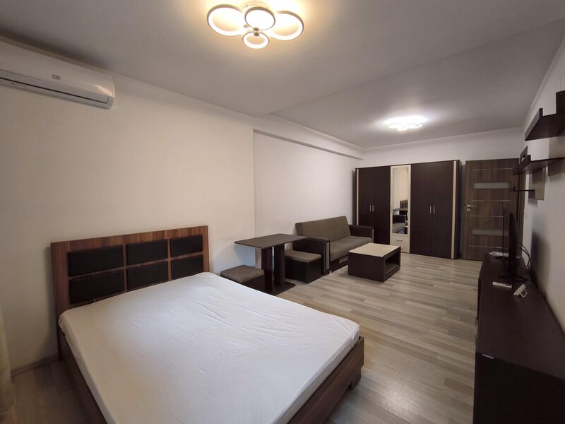 Drumul Taberei, Prelungirea Ghencea, Complex Sunrise, loc parcare.