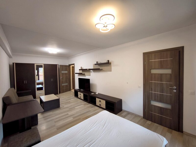 Drumul Taberei, Prelungirea Ghencea, Complex Sunrise, loc parcare.