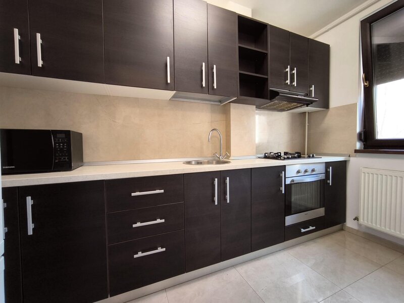 Drumul Taberei, Prelungirea Ghencea, Complex Sunrise, loc parcare.