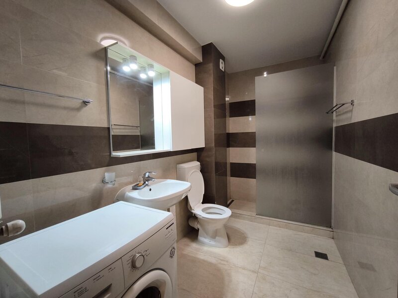 Drumul Taberei, Prelungirea Ghencea, Complex Sunrise, loc parcare.